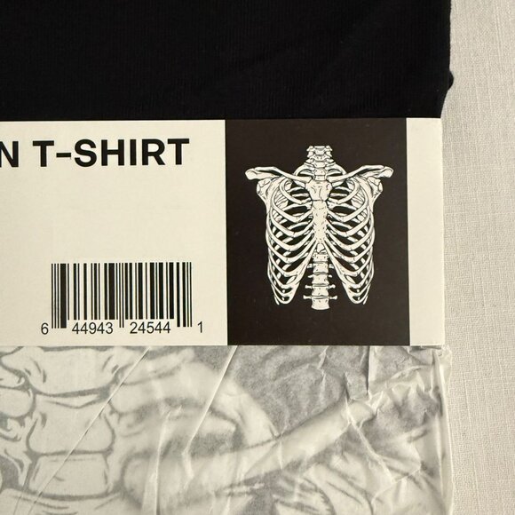 Halloween Skeleton T Shirt Size Large Black White Ribcage Graphic Tee Costume - Picture 4 of 7